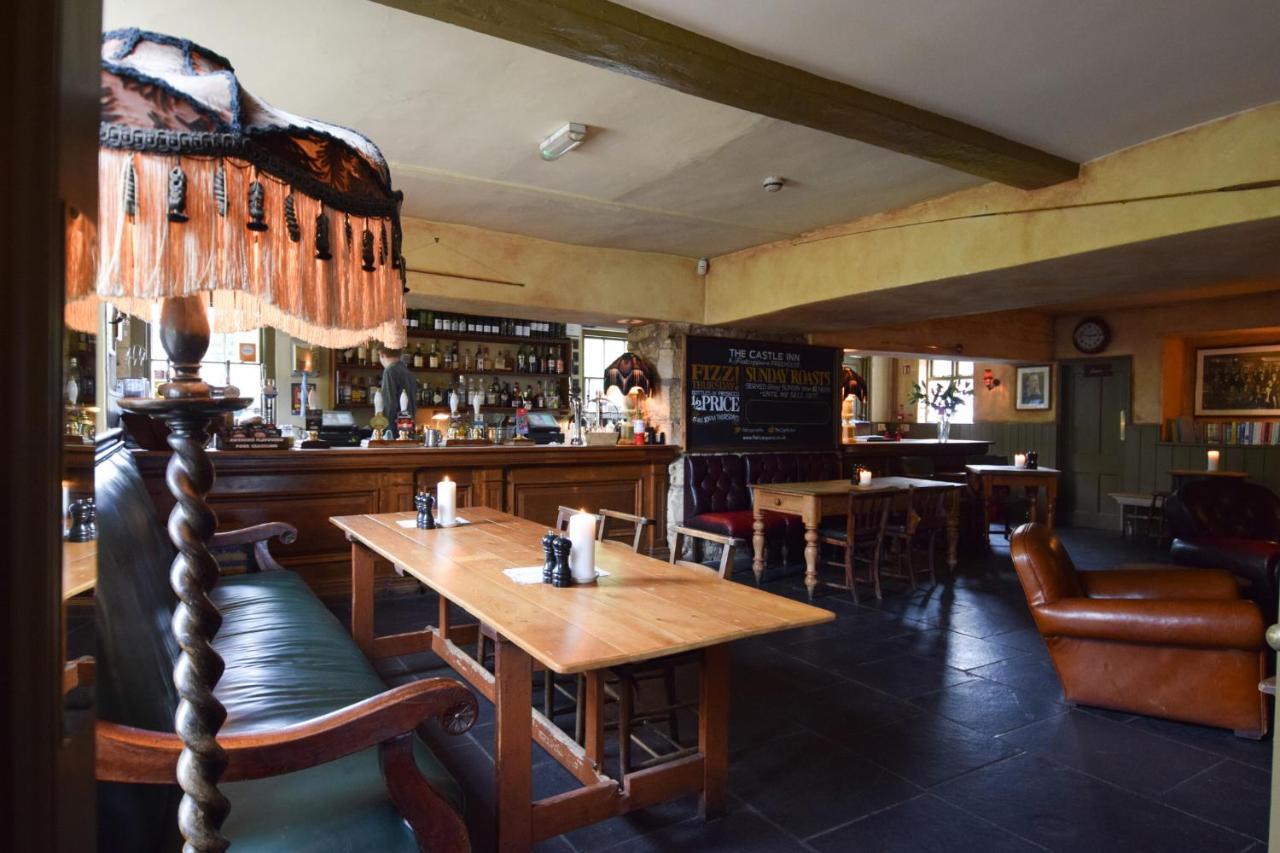 The Castle Inn Bradford-On-Avon Exteriér fotografie
