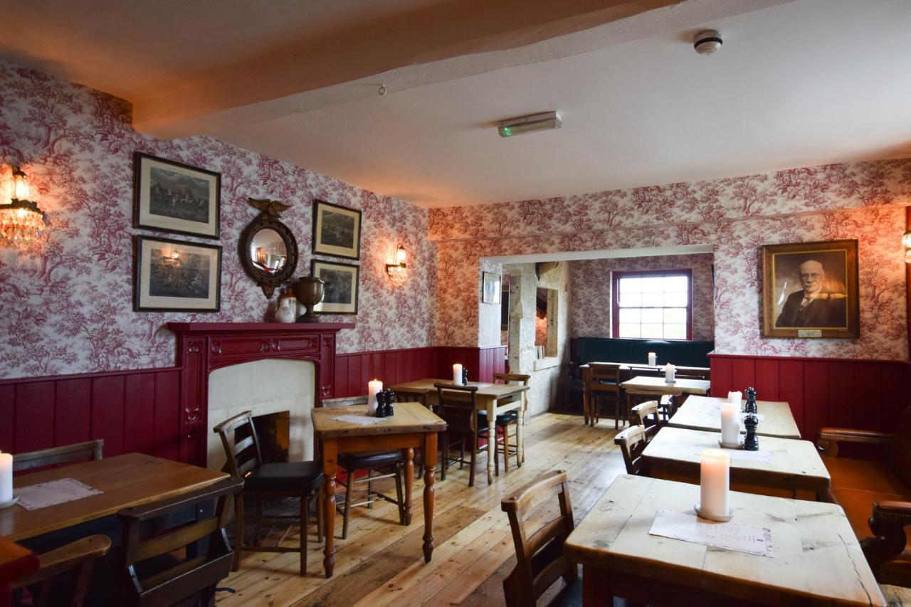 The Castle Inn Bradford-On-Avon Exteriér fotografie